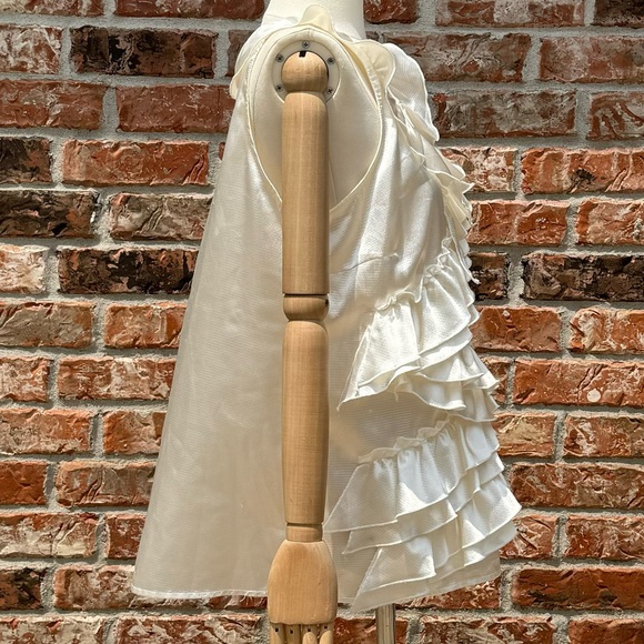 Romeo & Juliet Couture ruffled ivory satin blouse / L / Excellent condition - Picture 8 of 15